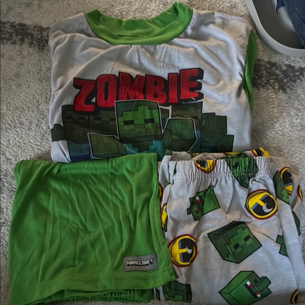 Minecraft Zombie Pajama Set